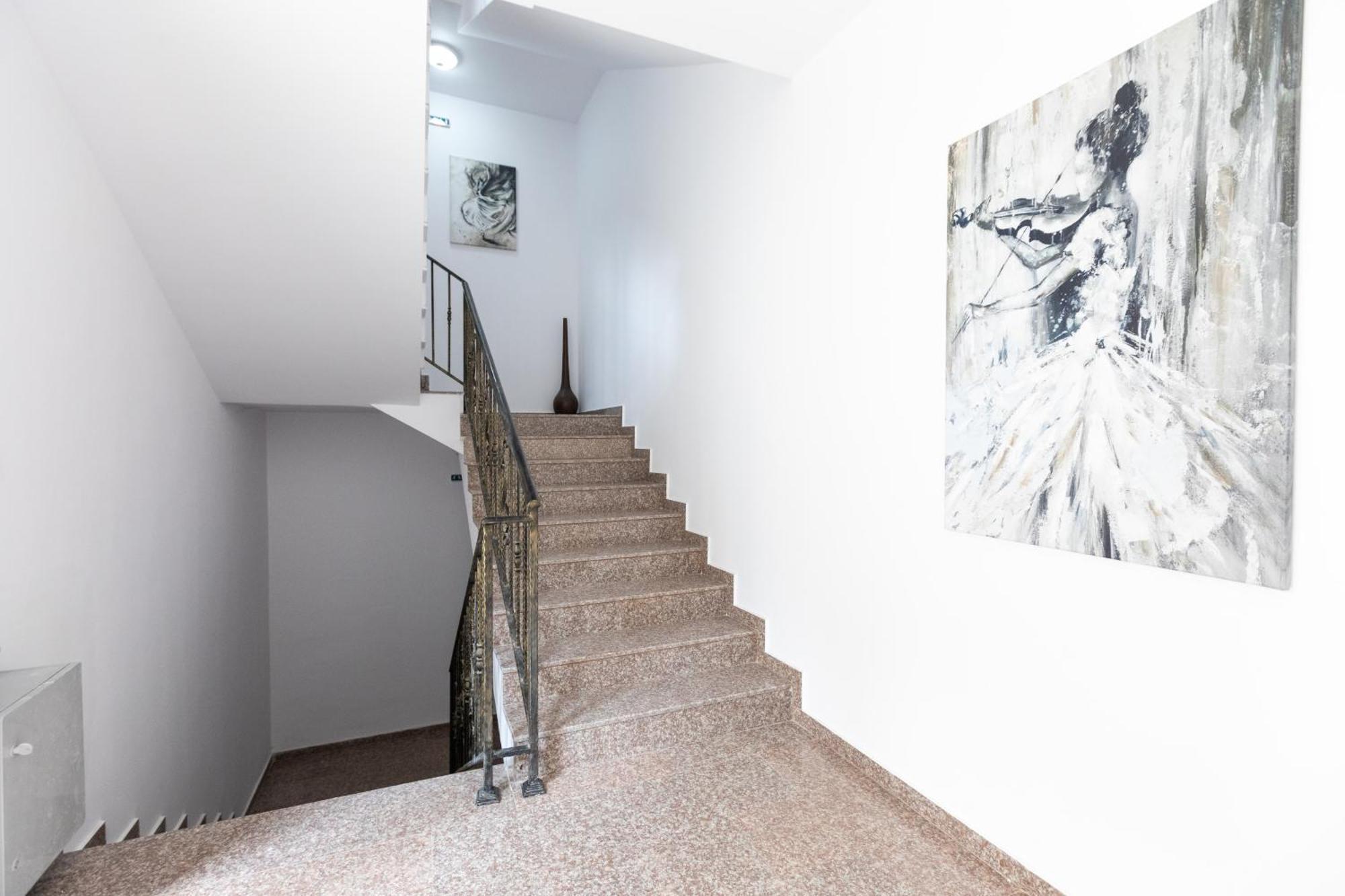 Didi'S Central Designer Apartments София Экстерьер фото